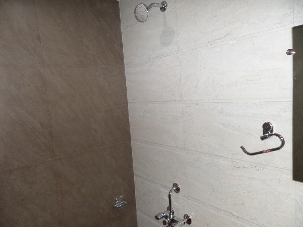 ホテルSai Heera Residency シルディ 部屋 写真