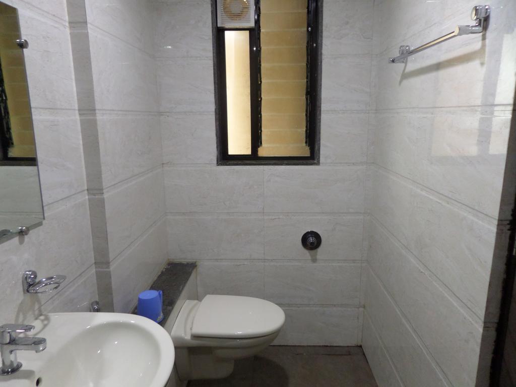 ホテルSai Heera Residency シルディ エクステリア 写真